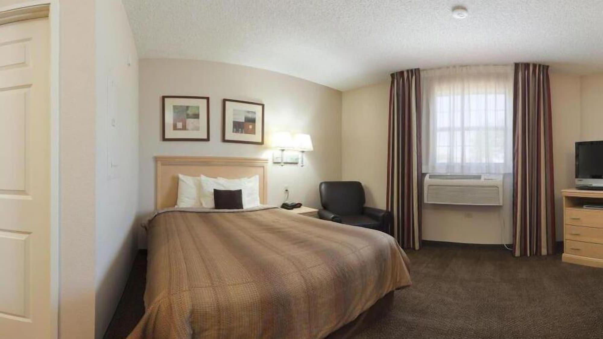 Holiday Inn Express & Suites Englewood - Denver South By Ihg Lone Tree Exterior photo