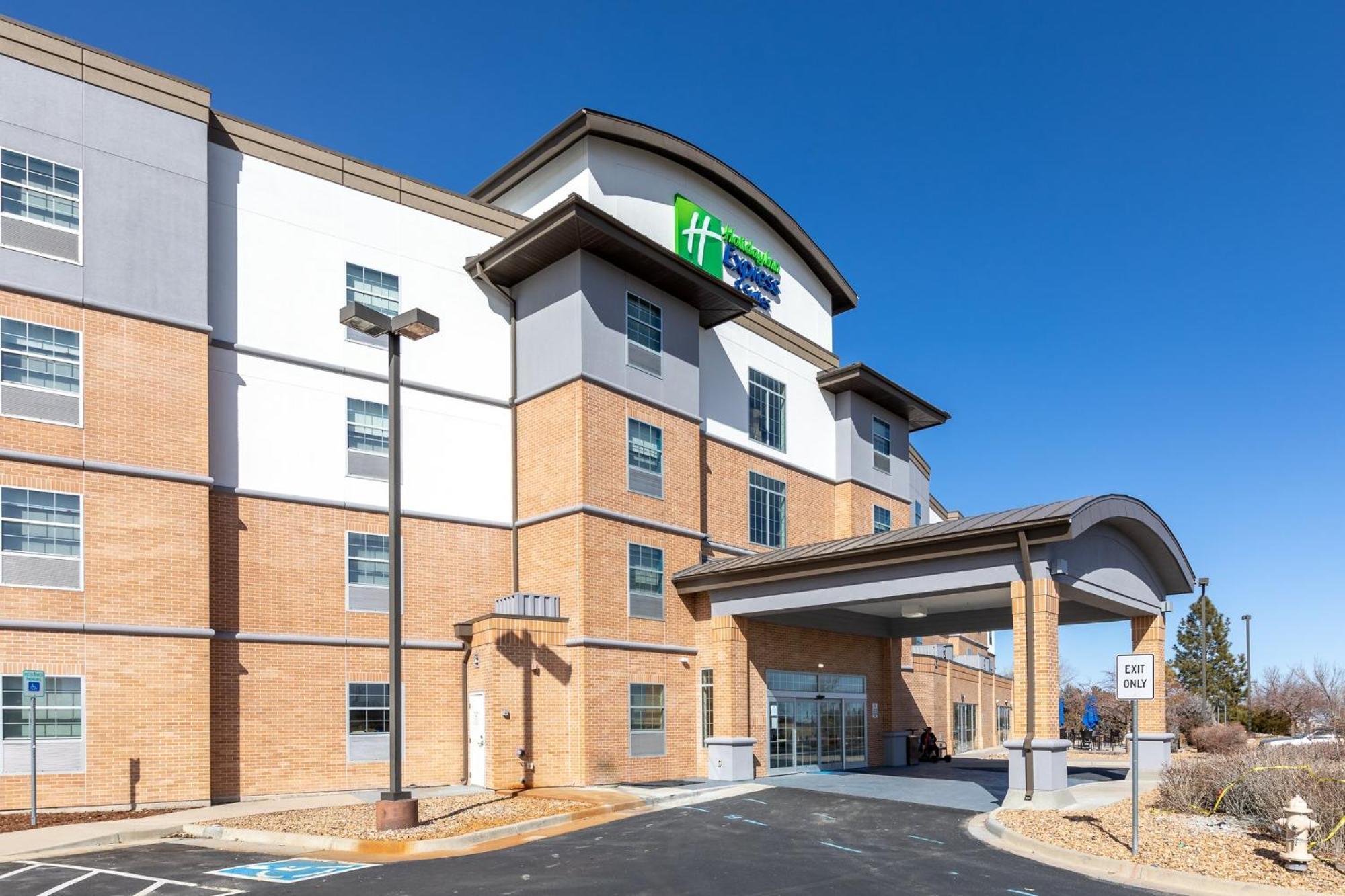 Holiday Inn Express & Suites Englewood - Denver South, An Ihg Hotel Lone Tree Exterior photo