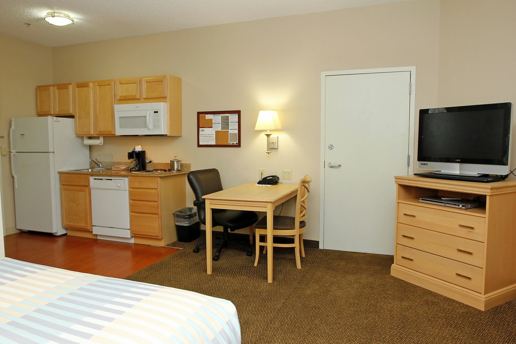 Holiday Inn Express & Suites Englewood - Denver South By Ihg Lone Tree Exterior photo